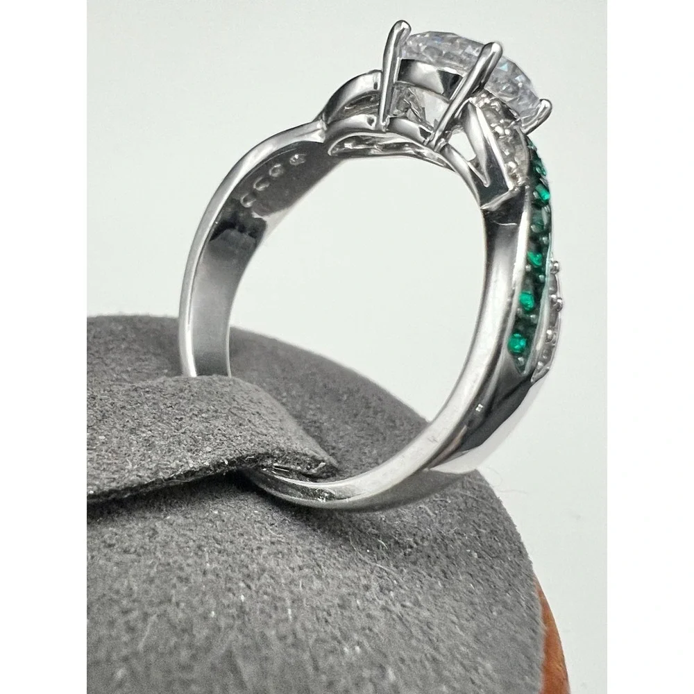Vintage Silver Tone Bypass Ring Green & Clear Stone Round Brilliant Size 9